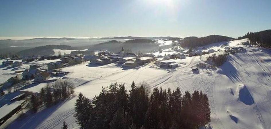 Big Sky Ranch Bed & Breakfast Liebenau  Dış mekan fotoğraf